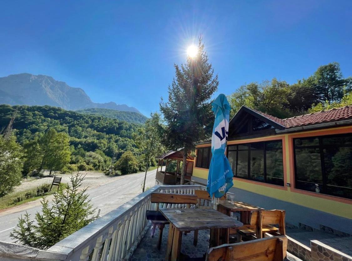 Apartmani Sastavci تجينتيستيه المظهر الخارجي الصورة
